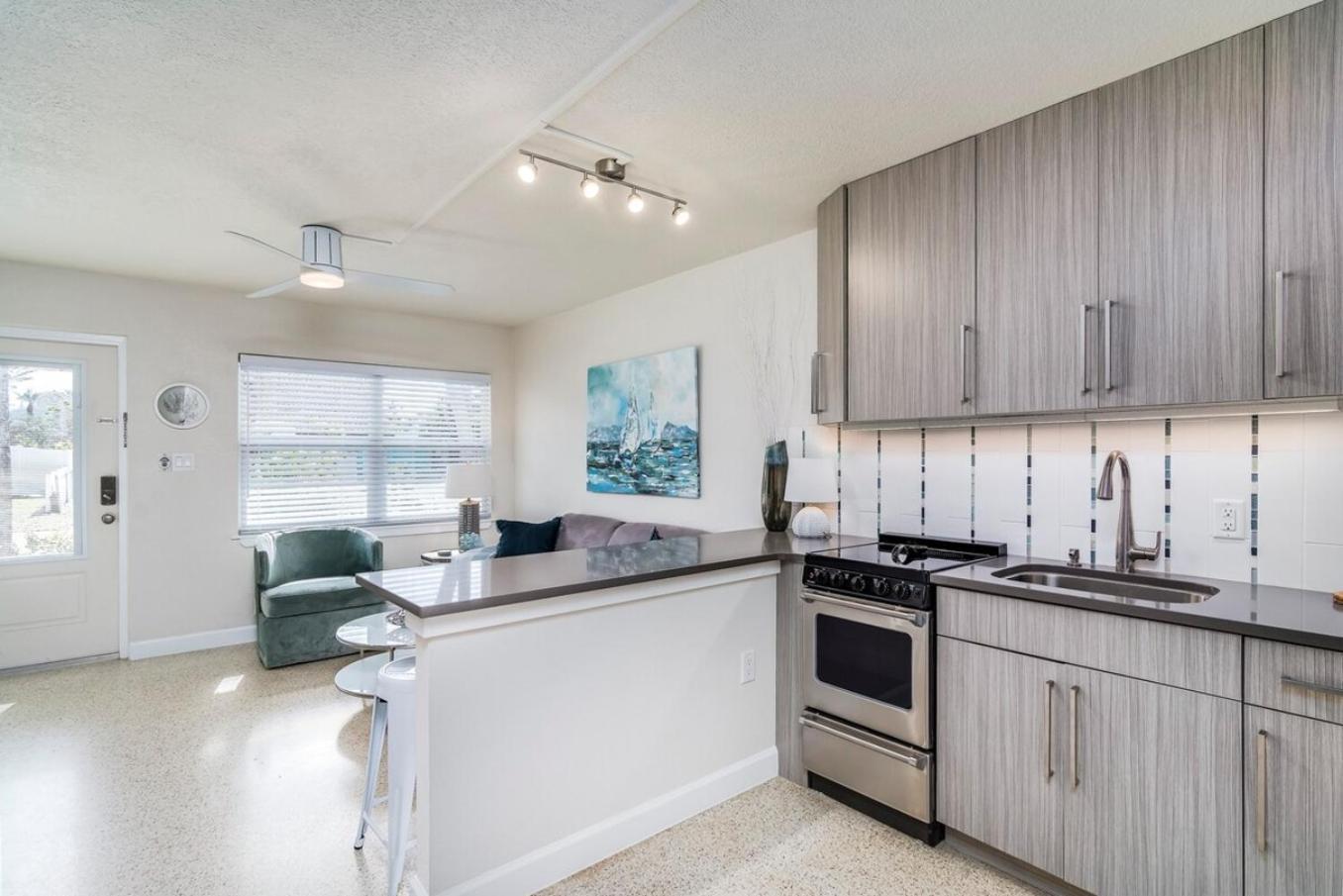 Boutique Vacation Rental Complex At Beach 可可比奇 外观 照片