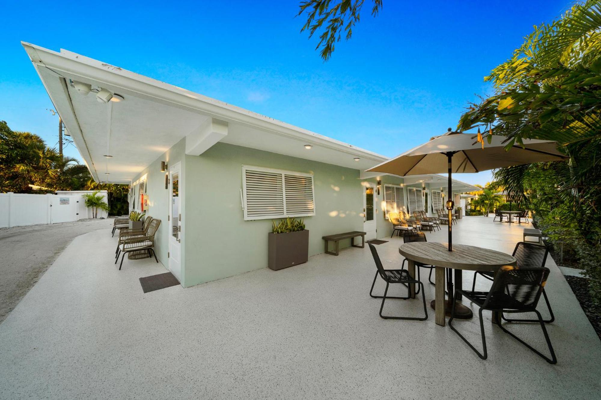 Boutique Vacation Rental Complex At Beach 可可比奇 外观 照片