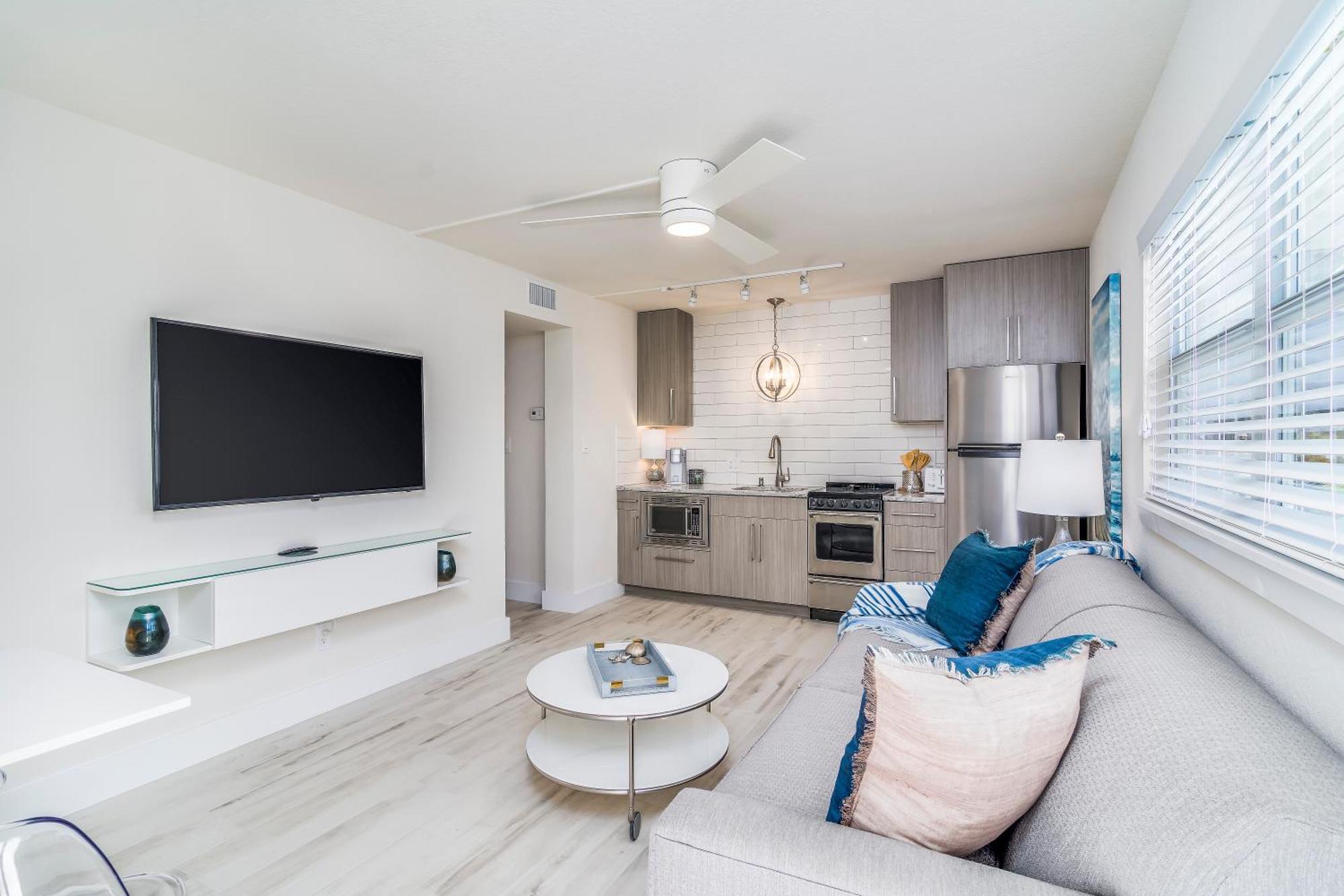 Boutique Vacation Rental Complex At Beach 可可比奇 外观 照片