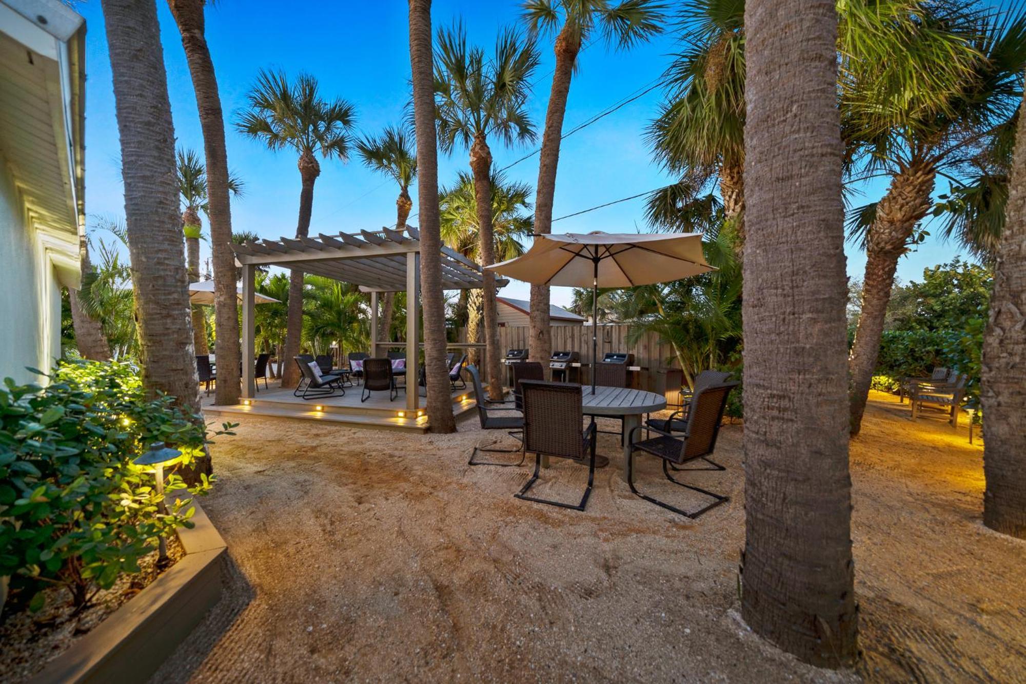 Boutique Vacation Rental Complex At Beach 可可比奇 外观 照片