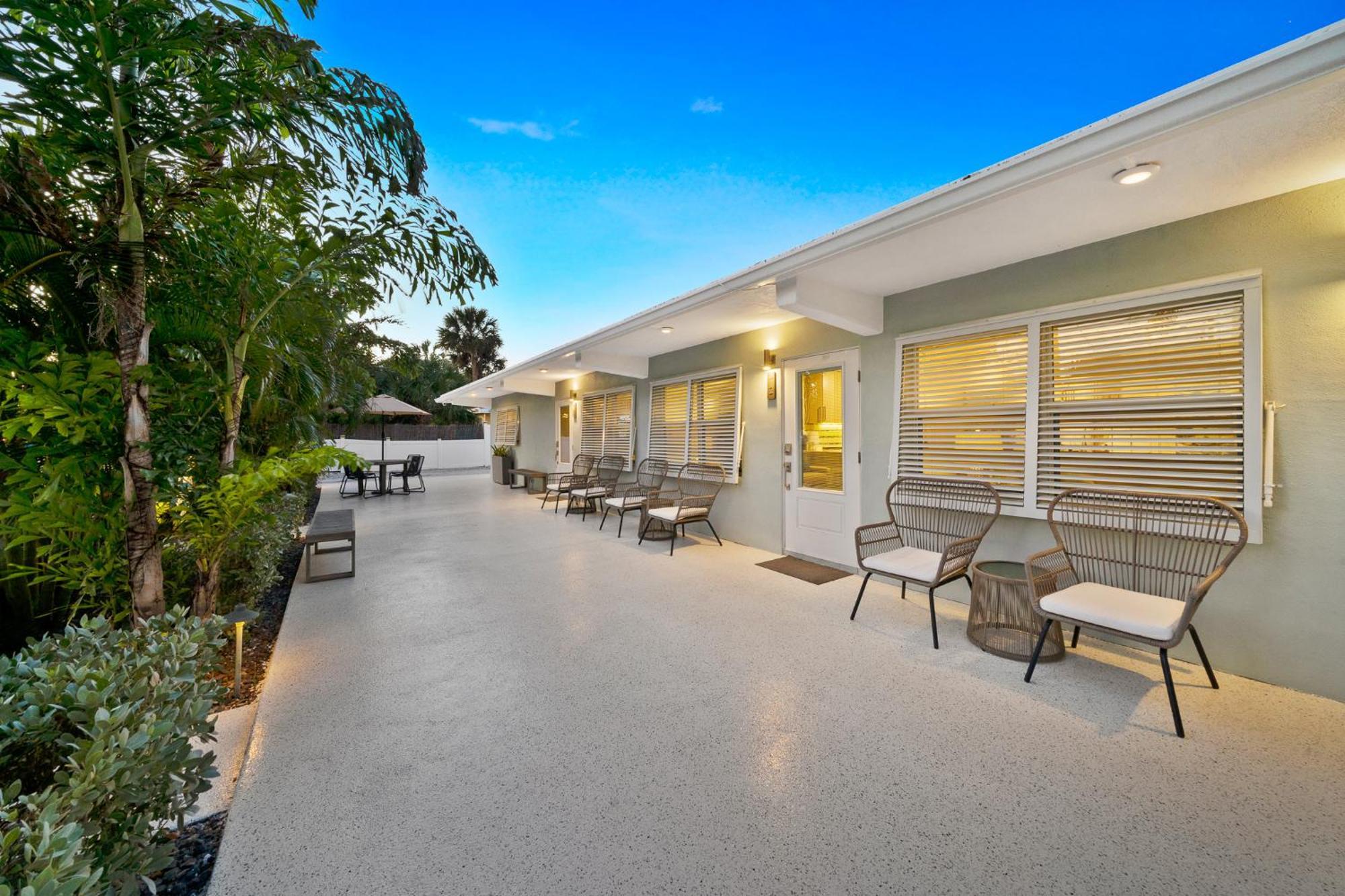 Boutique Vacation Rental Complex At Beach 可可比奇 外观 照片